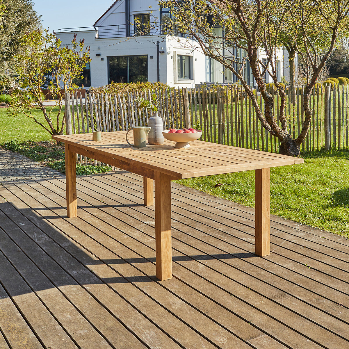 ESTHER - Salon de jardin en teck recyclé extensible 6 pers.