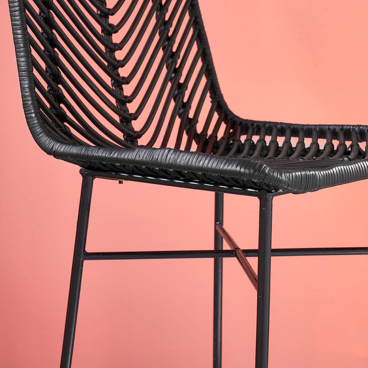 BOHEMA - Lot de 2 tabourets de bar en rotin et métal noirs