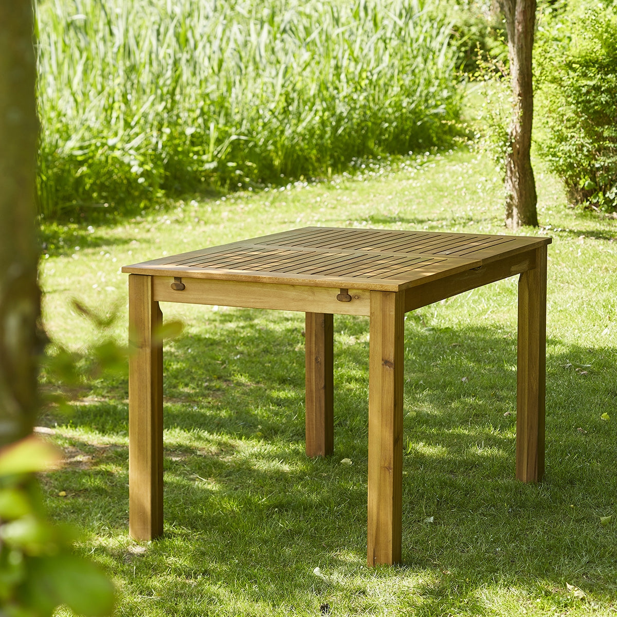 HANOÏ - Table de jardin en acacia extensible 6 pers.