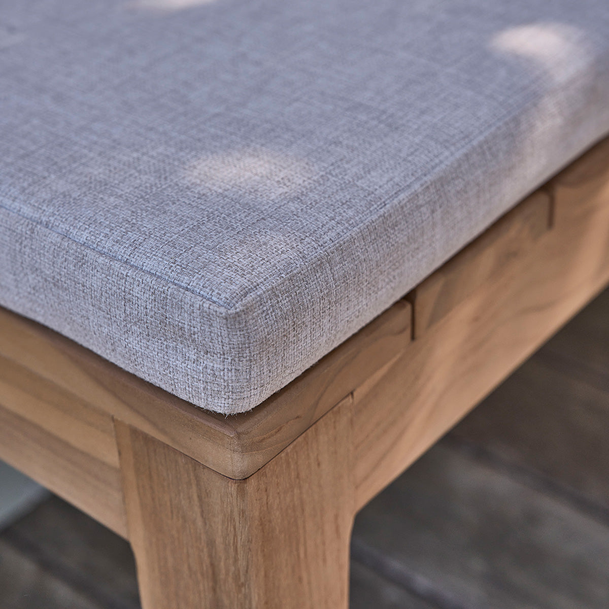 BARI - Banc de jardin en teck massif 180 cm avec coussin