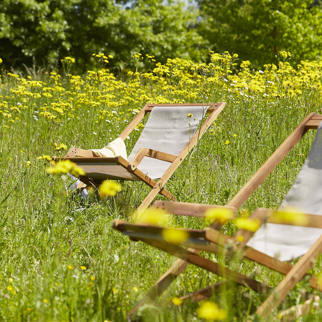 HANOÏ - Transat en acacia massif et textilène gris (lot de 2)