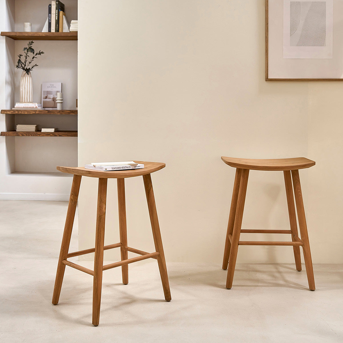 AMBRE - Lot de 2 tabourets de bar en teck massif 65 cm