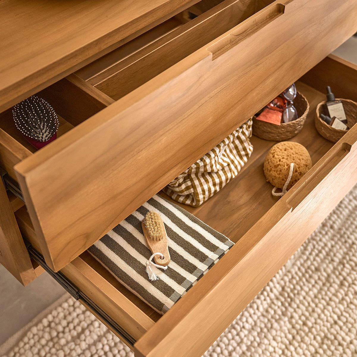 MAË - Meuble sous vasque en teck massif suspendu 80 cm