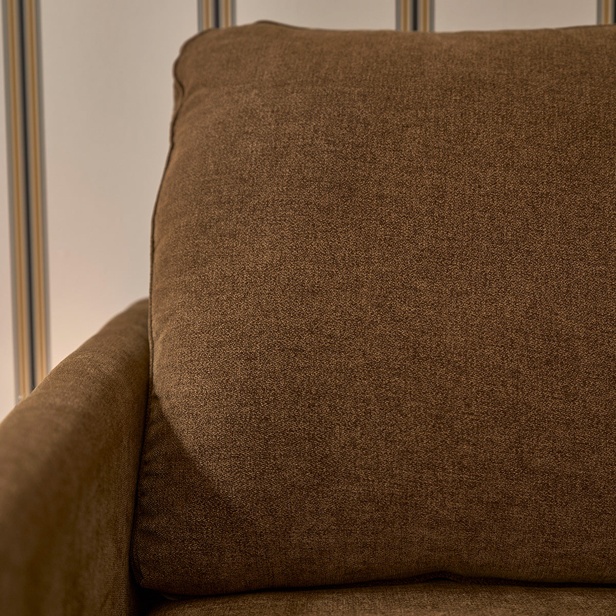 ONDINE - Canapé droit 3 places en bois massif et tissu velours bronze