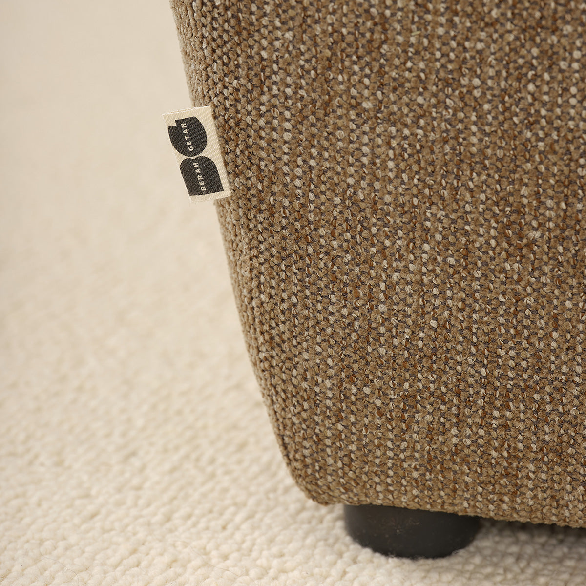 LEOPOLD - Angle droit modulable en tissu texturé marron clair