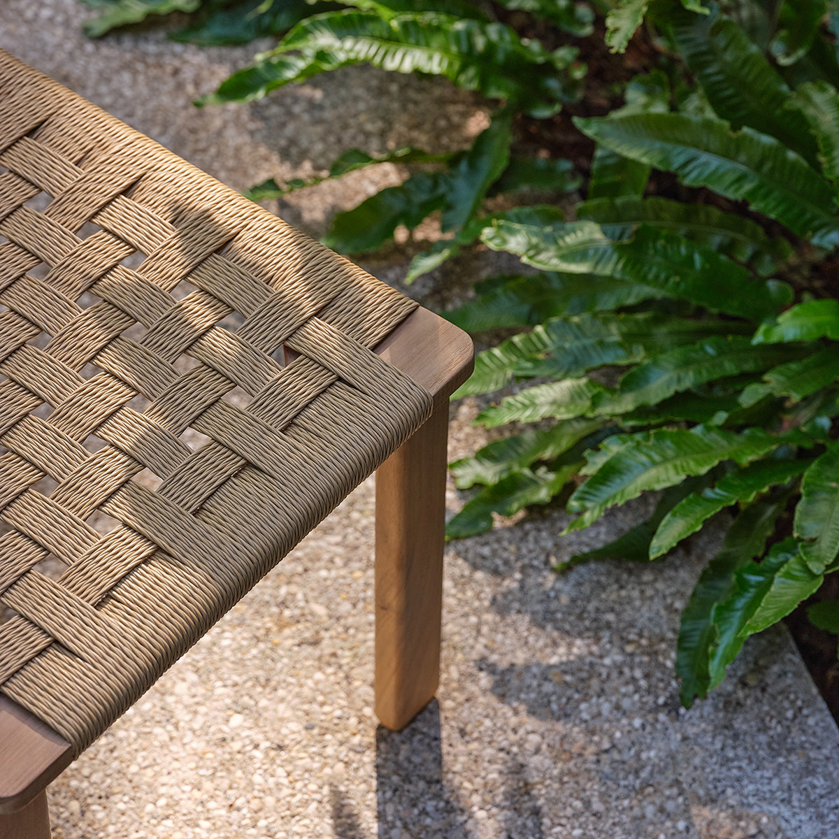 PIANA - Chaise de jardin en teck massif et rotin