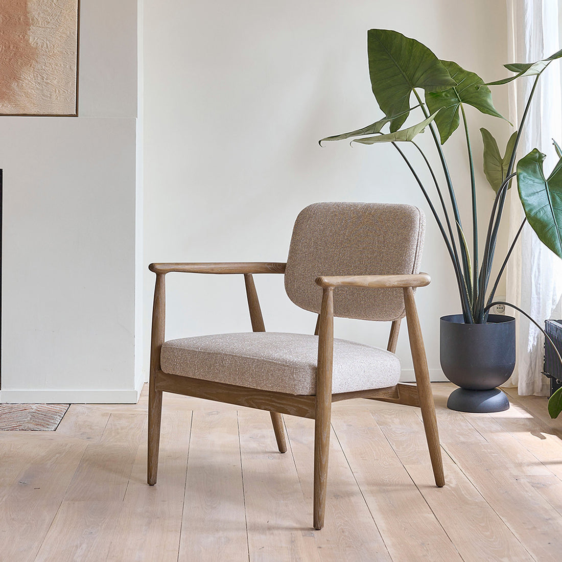 EUGÈNE - Fauteuil en bois de chêne et tissu texturé beige chiné