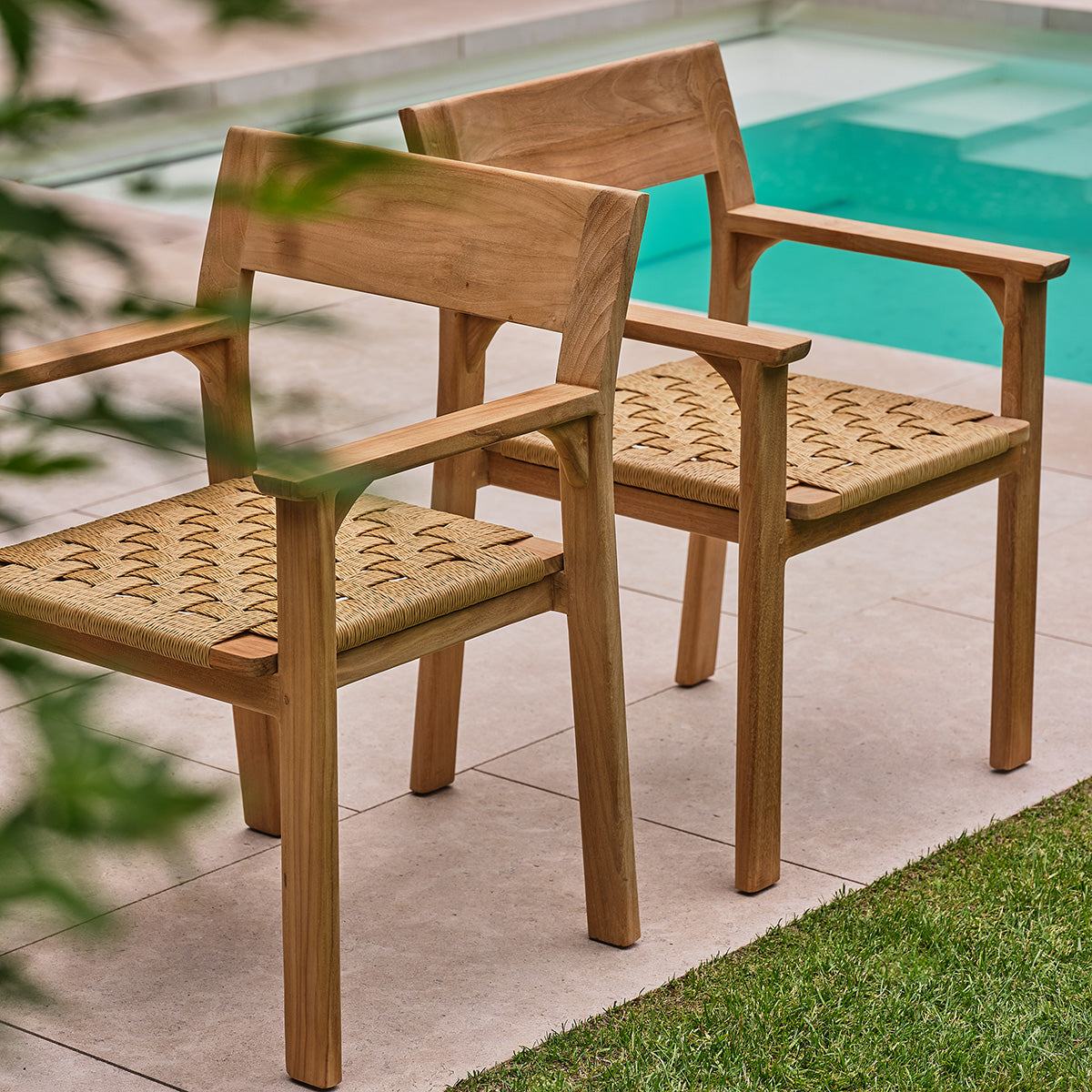 PIANA - Fauteuil de jardin en teck massif et rotin (lot de 2)