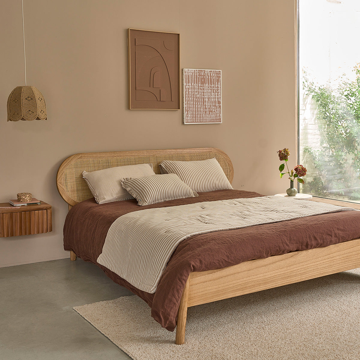 NINA - Lit en bois de mindi et cannage 160 cm avec sommier