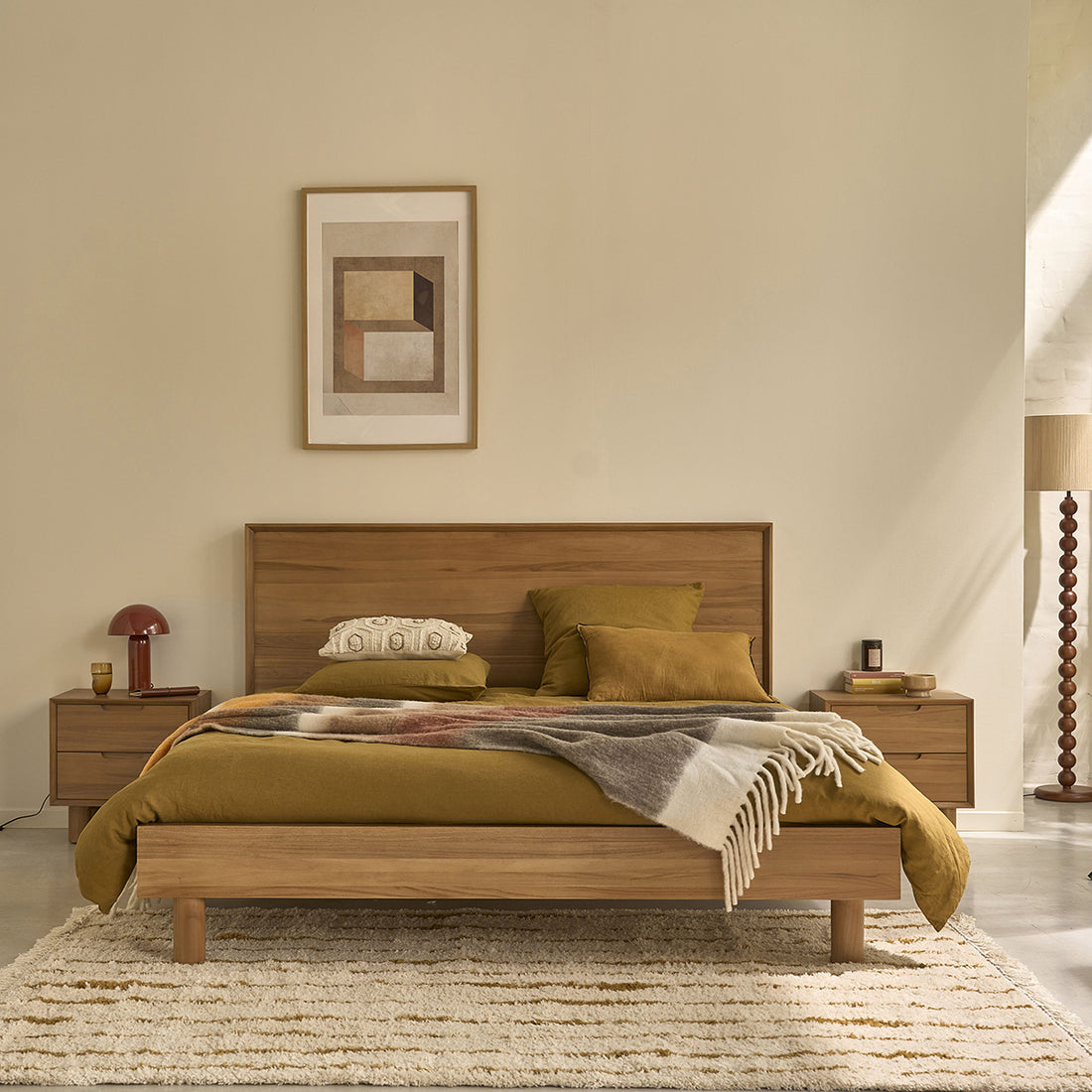 GUSTAVE - Lit en teck massif 180 cm avec sommier
