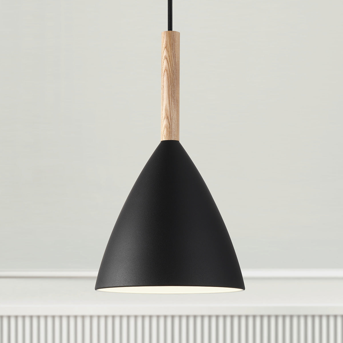 Suspension métal et bois Ø 20 cm noir