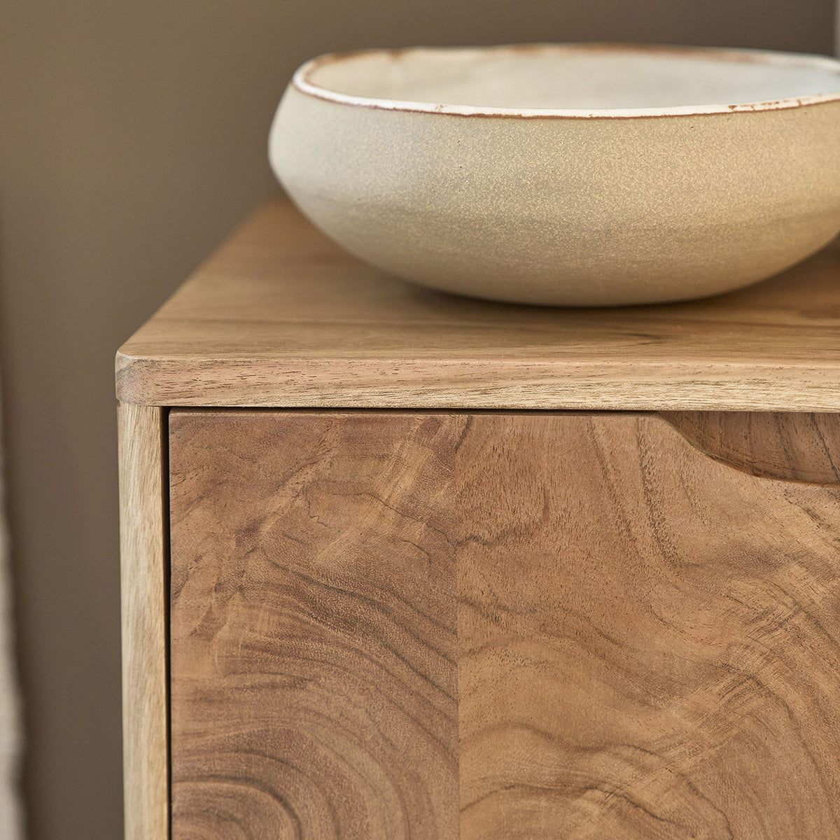 SAMSO - Meuble TV en acacia massif 139 cm