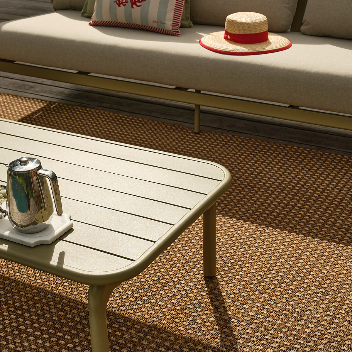 ORYO - Salon de jardin bas en aluminium