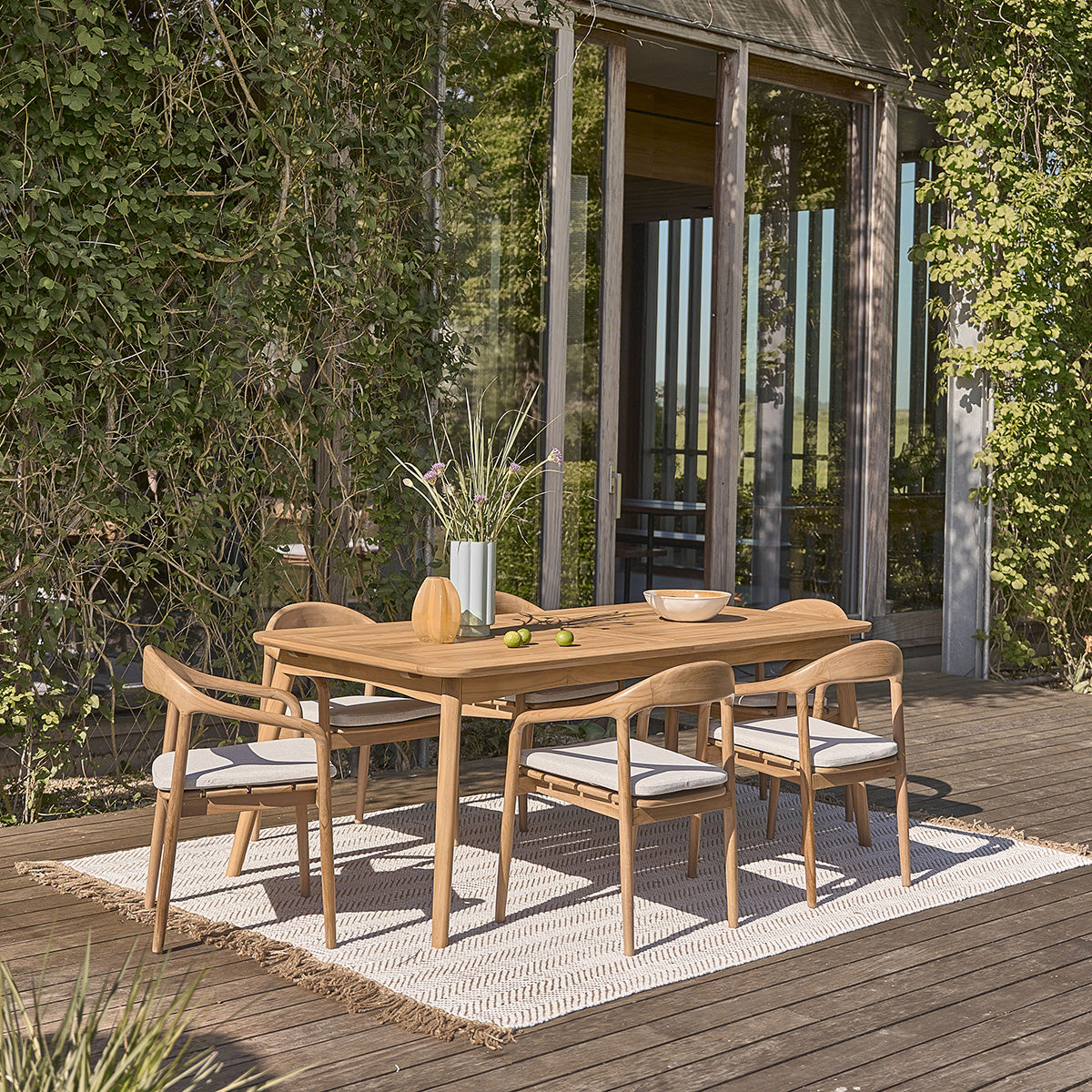 AMBRE - Salon de jardin en teck massif extensible 6/8 pers.