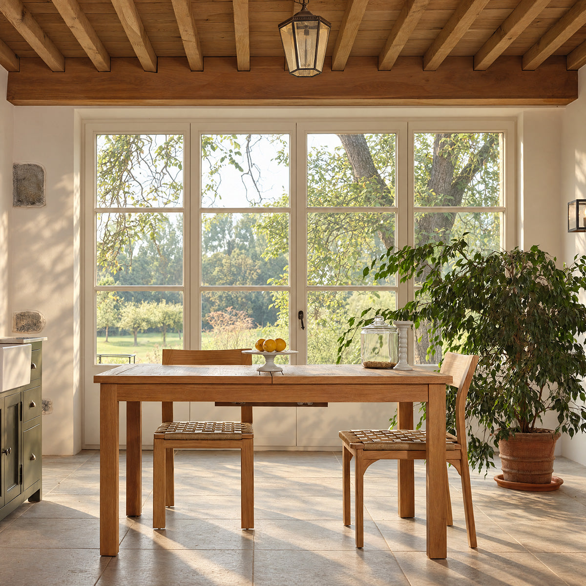 UZES - Table en teck massif extensible 8 pers.