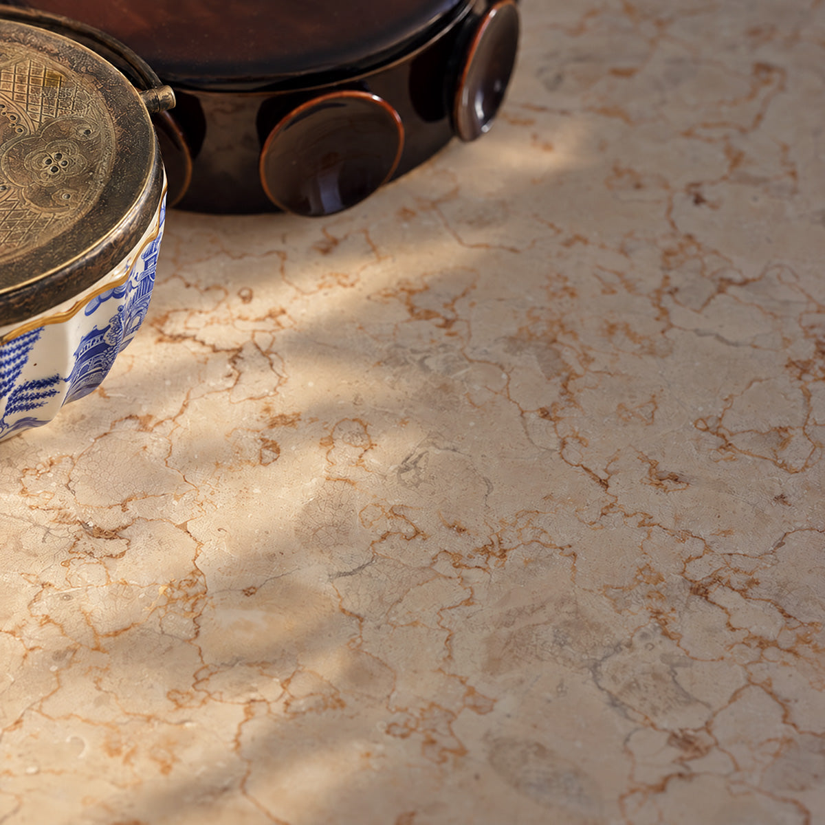 TBB0011-table_basse_en_mindi_massif_naturel_et_marbre_745_cm-06.jpg
