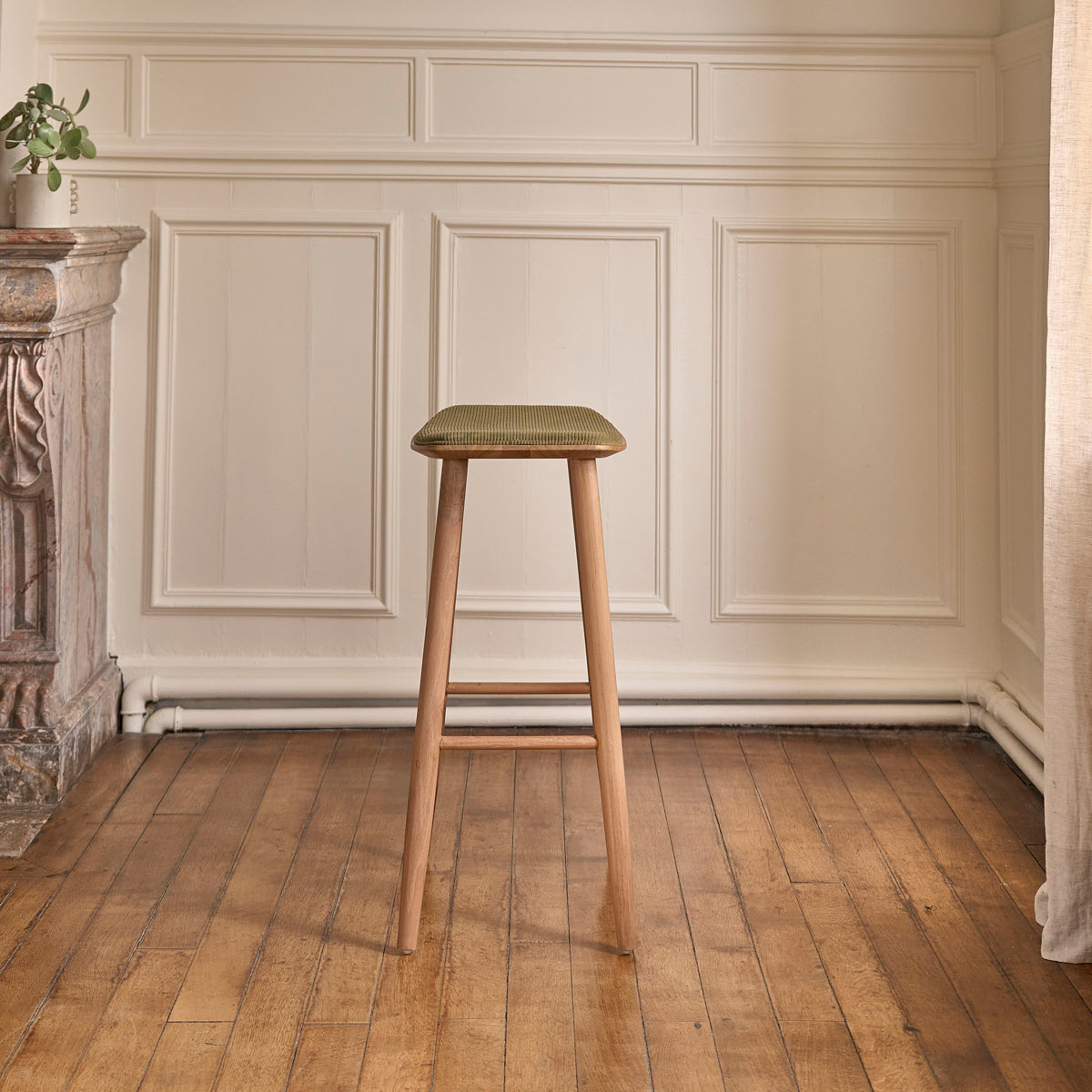 AMBRE - Tabouret de bar en teck massif assise velours cotelé 75 cm