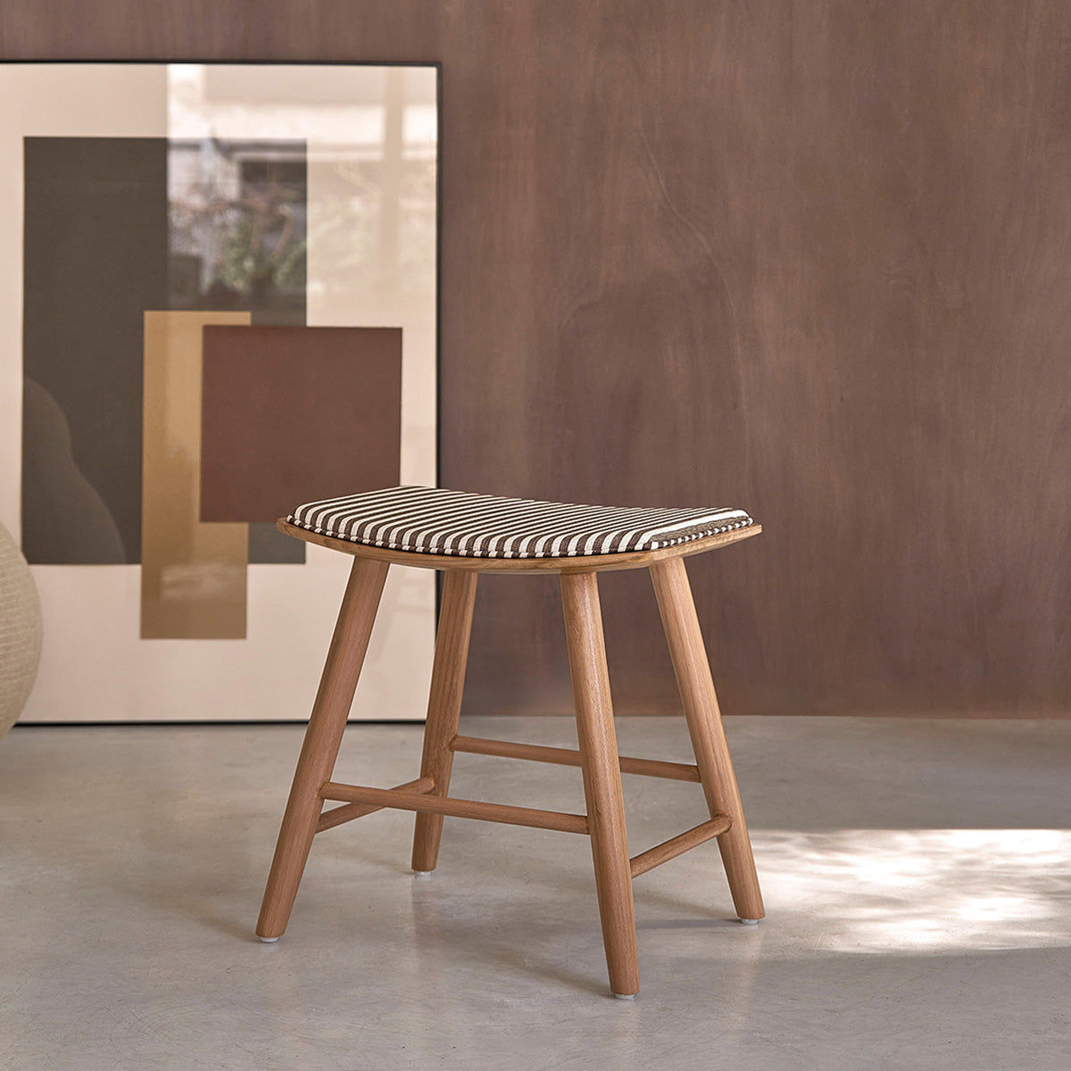 AMBRE - Tabouret de bar en teck massif et assise à rayures 45 cm