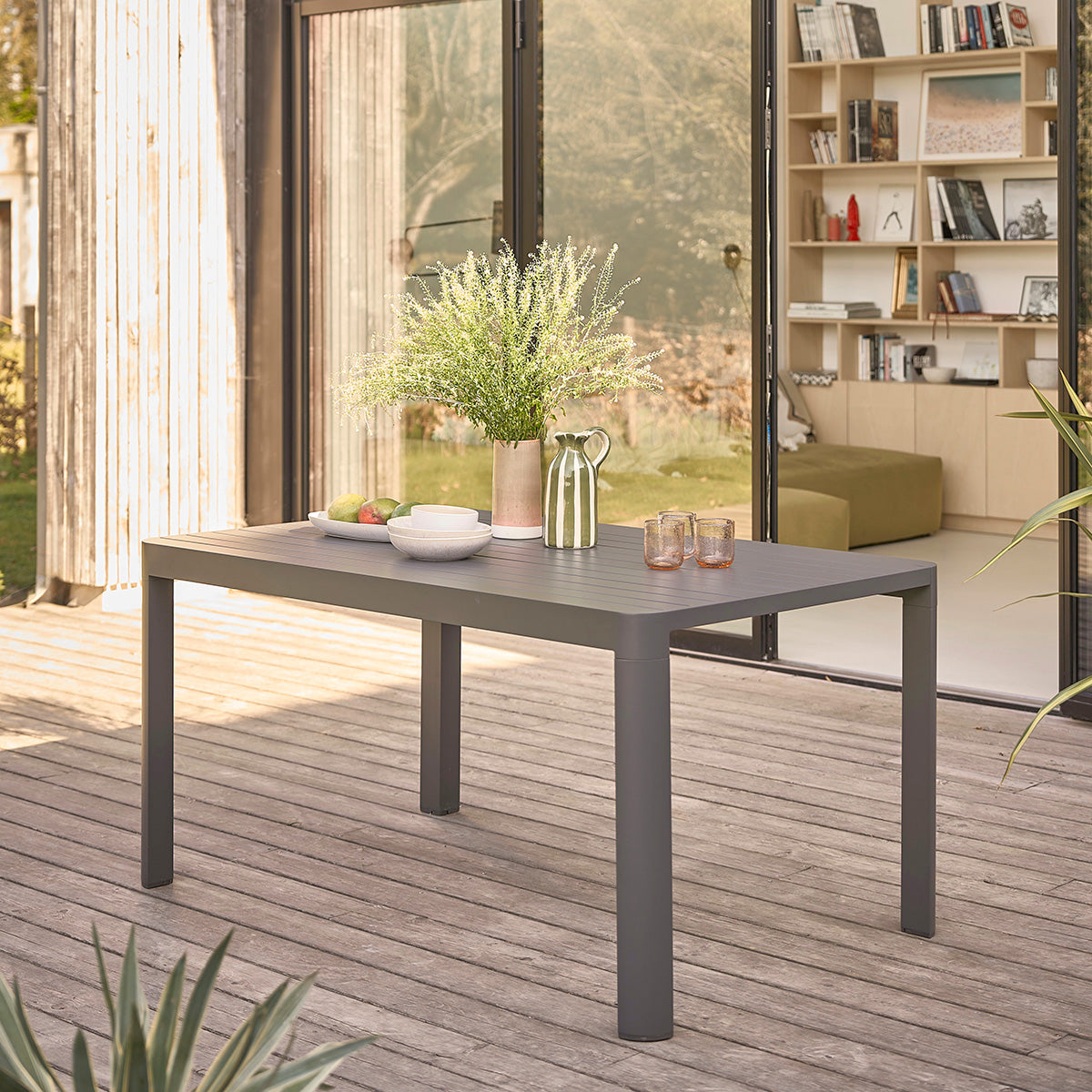 LAGON - Table de jardin en aluminium carrée extensible 4/8 pers.