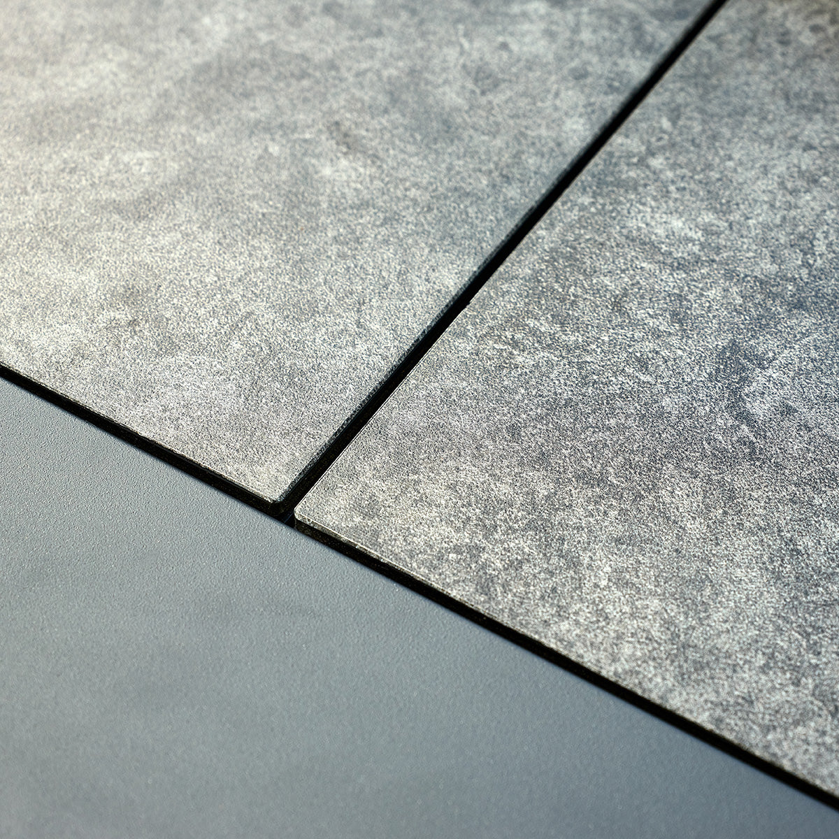 BASALT - Table de jardin en aluminium et verre extensible gris 6/10 pers.
