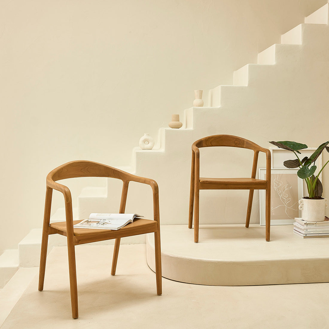 AMBRE - Lot de 2 chaises en teck massif