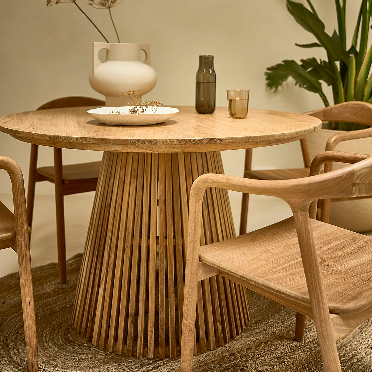 VICTORIA - Table en teck massif ronde 4 pers.