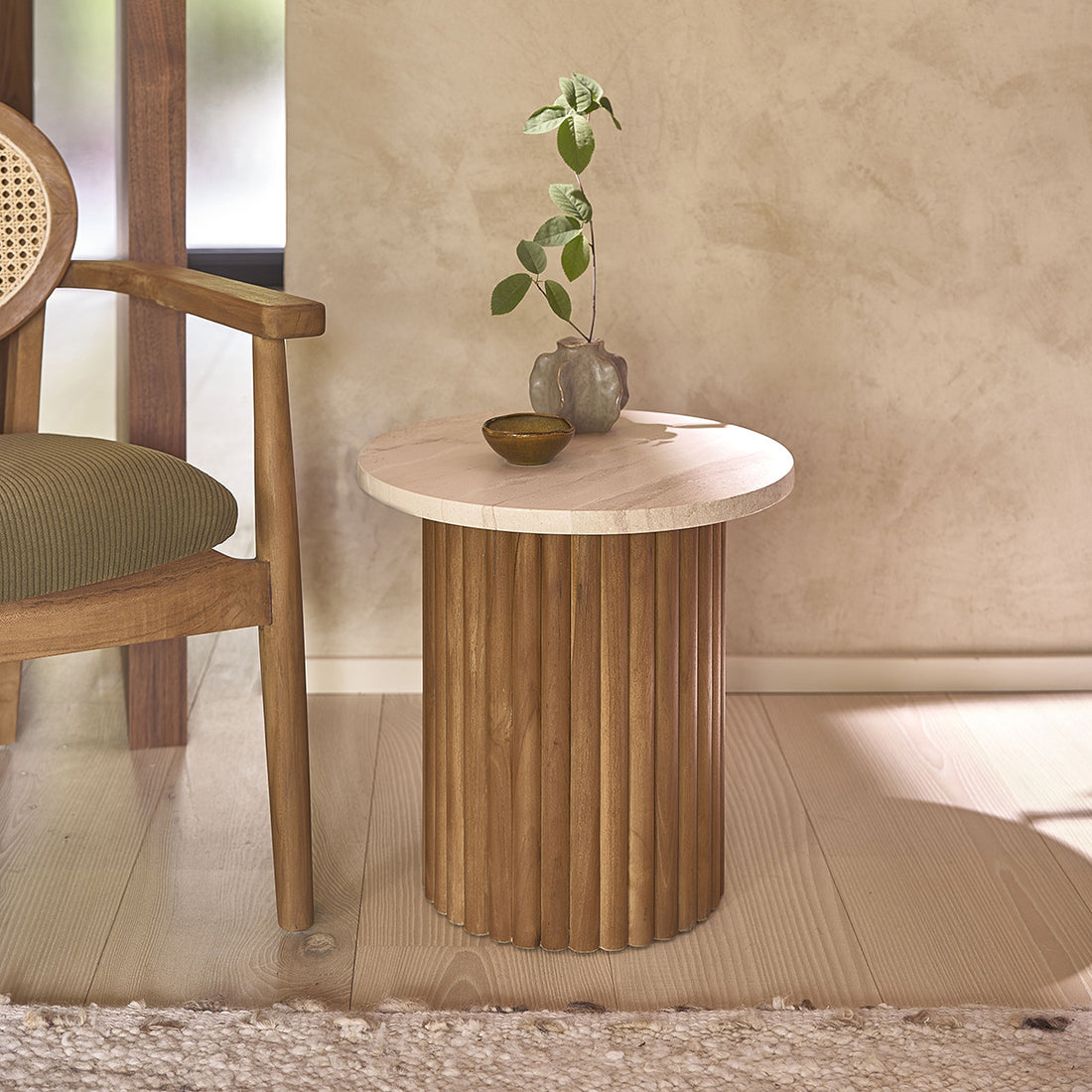 COLINE - Table d'appoint en teck massif et marbre ronde