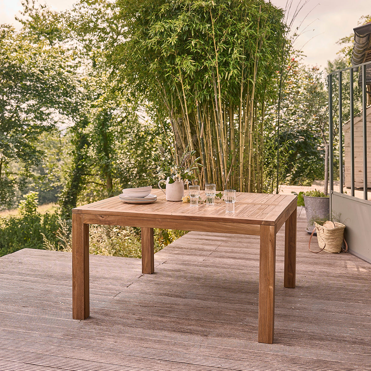 MALTE - Salon de jardin en teck massif 8 pers.