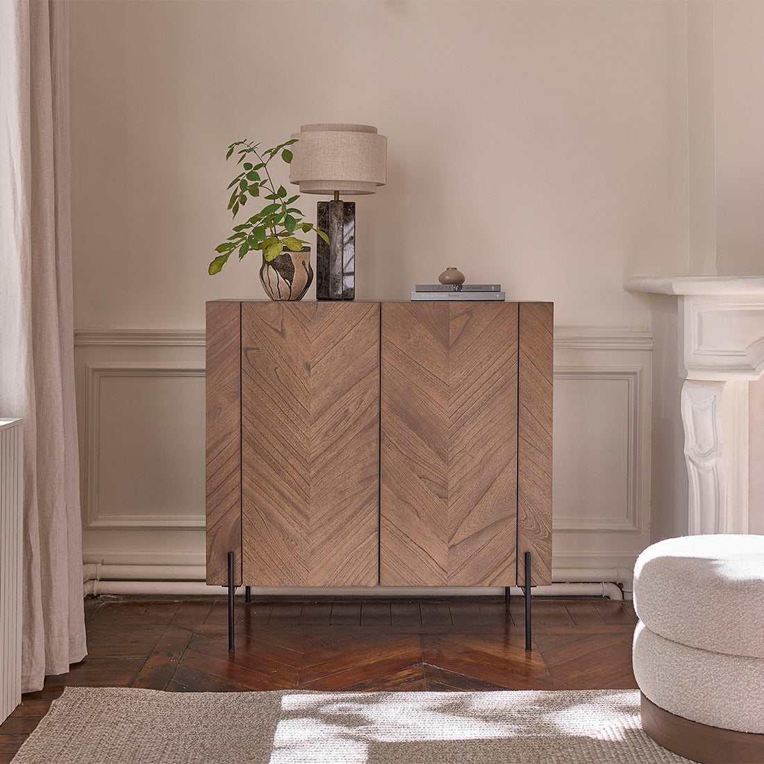 CALIX - Meuble bar en mindi massif et métal finition noyer 100 cm