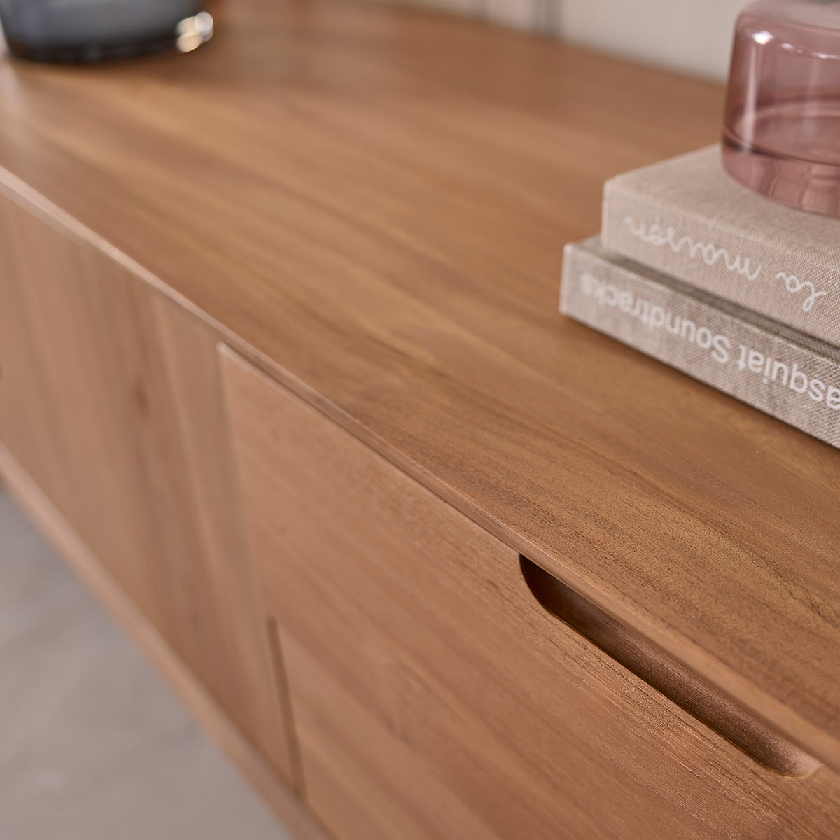 GUSTAVE - Meuble TV en teck massif 150 cm