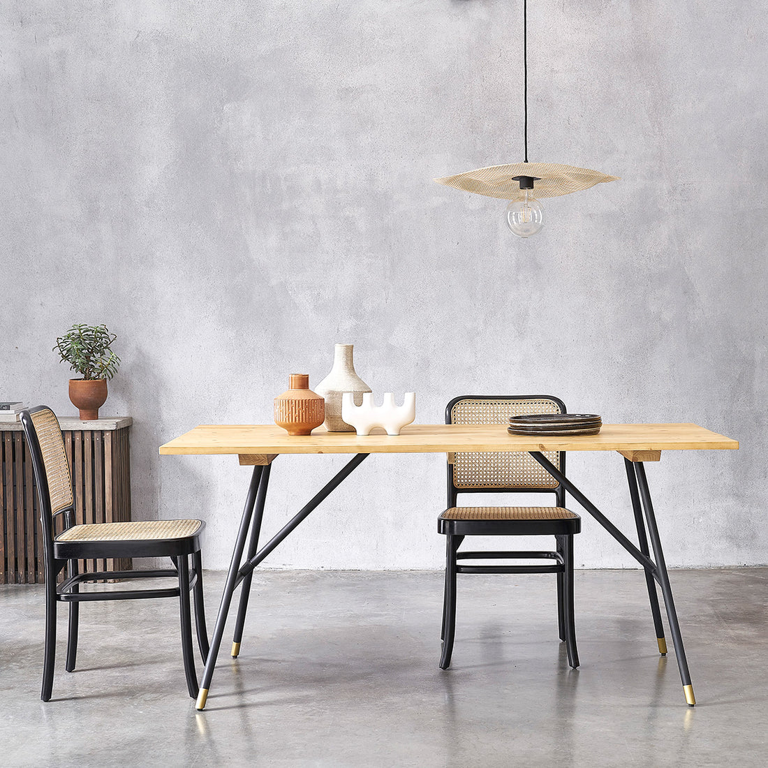 ROBIN - Table en pin massif et métal 6 pers.