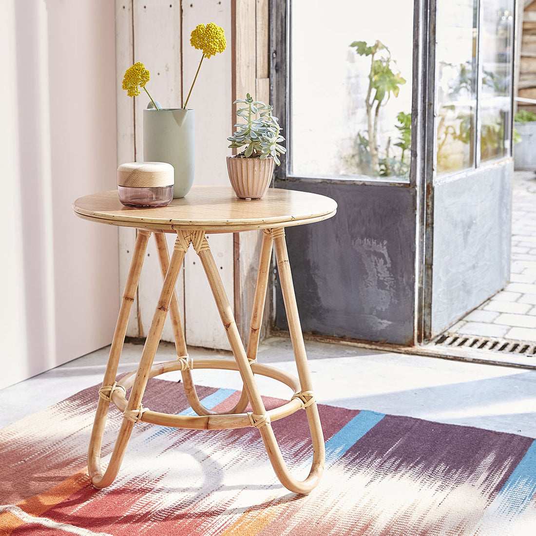 PAOLA - Table d'appoint en rotin naturel