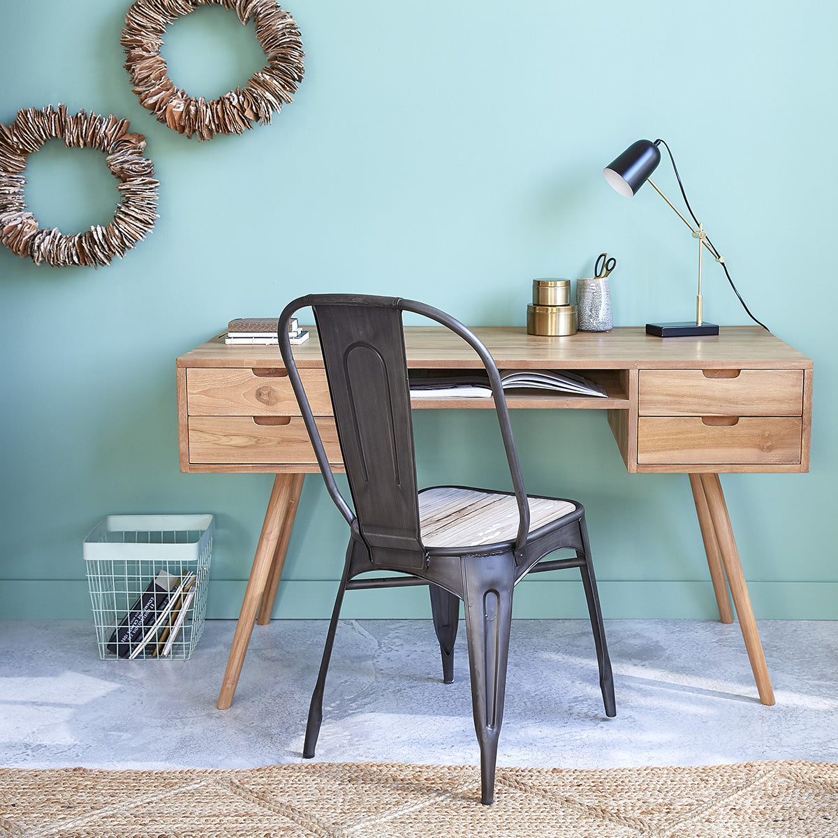 ISAURE - Bureau en teck massif 130 cm