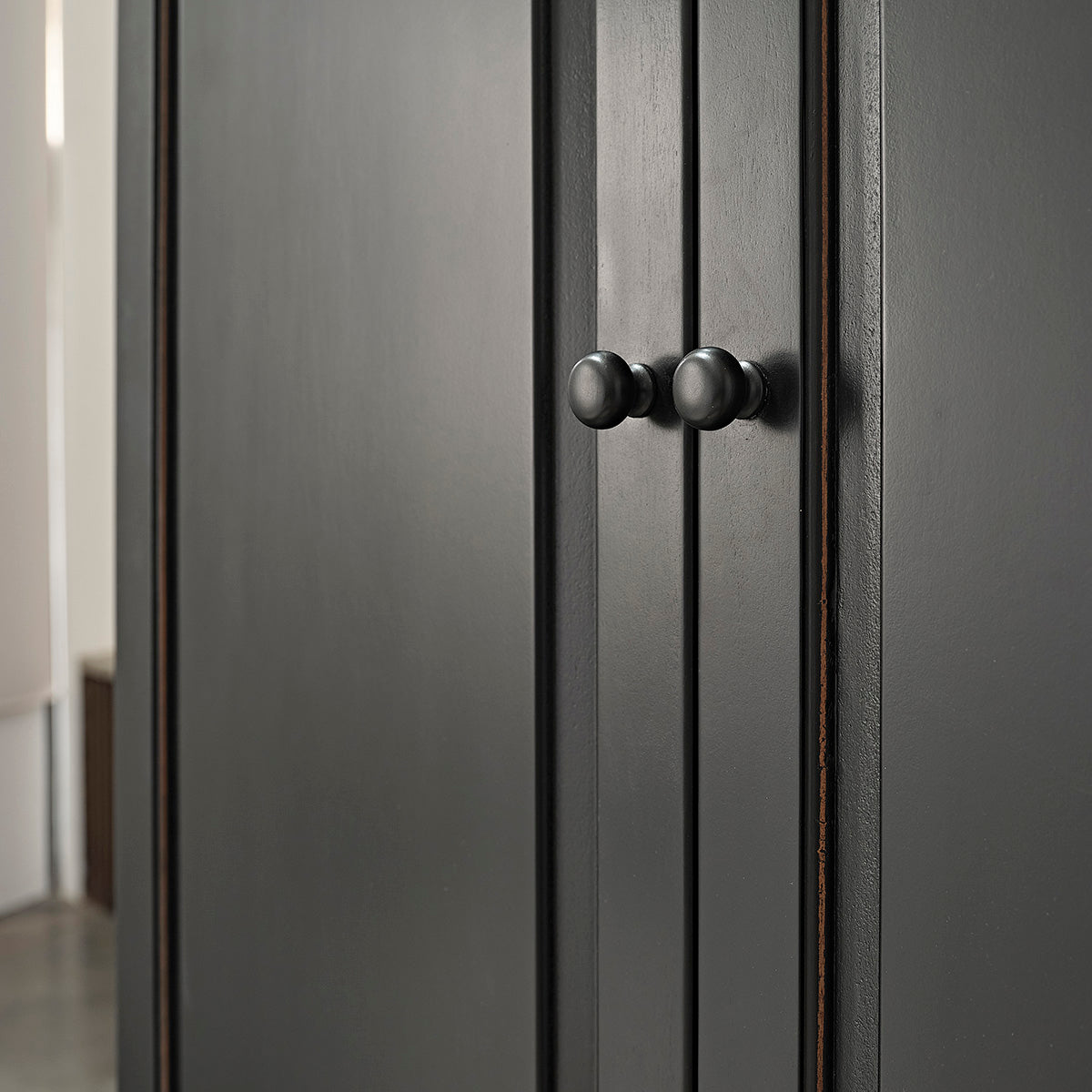 SOHO - Armoire en acajou massif 190