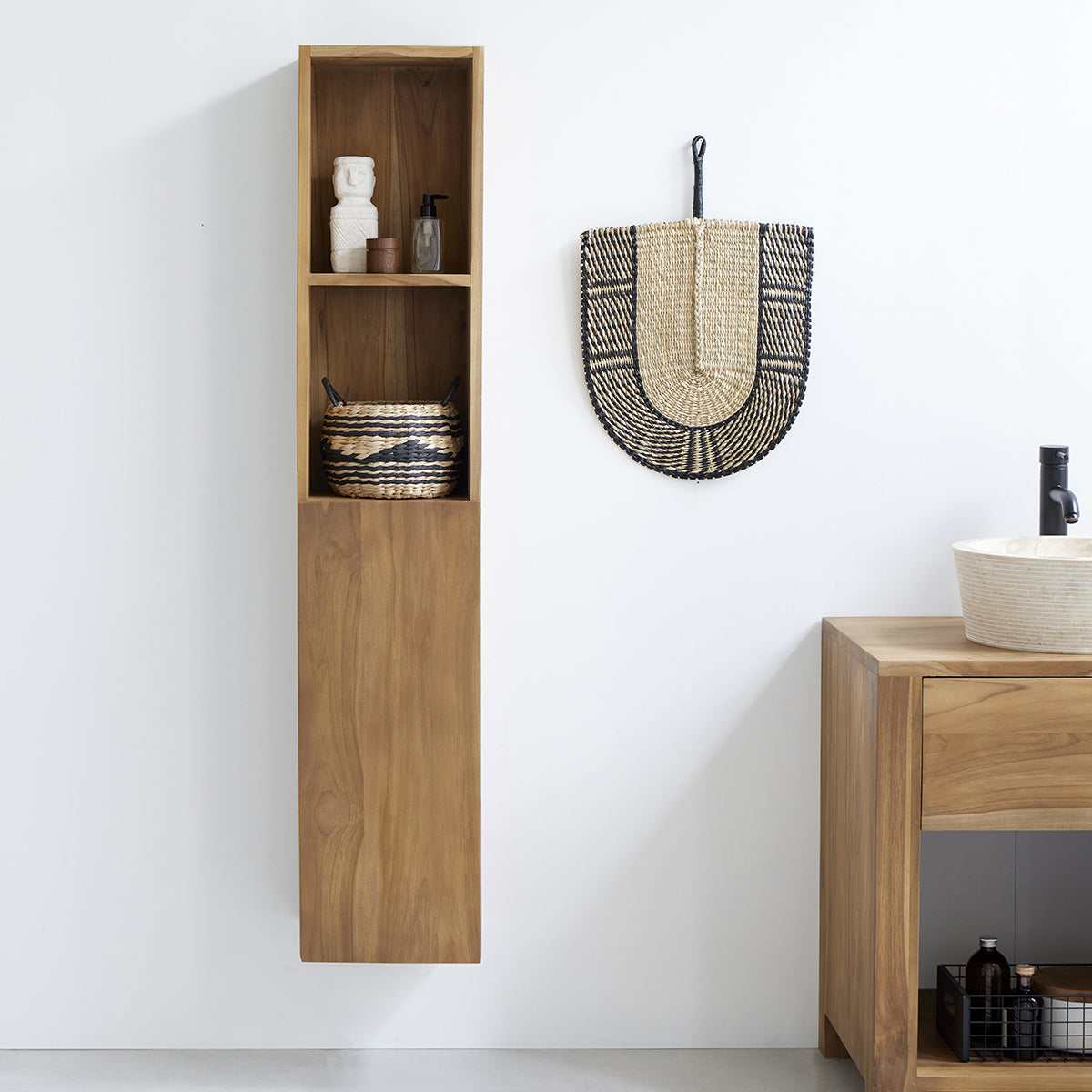 Colonne de salle de bain en teck massif suspendue 150 cm