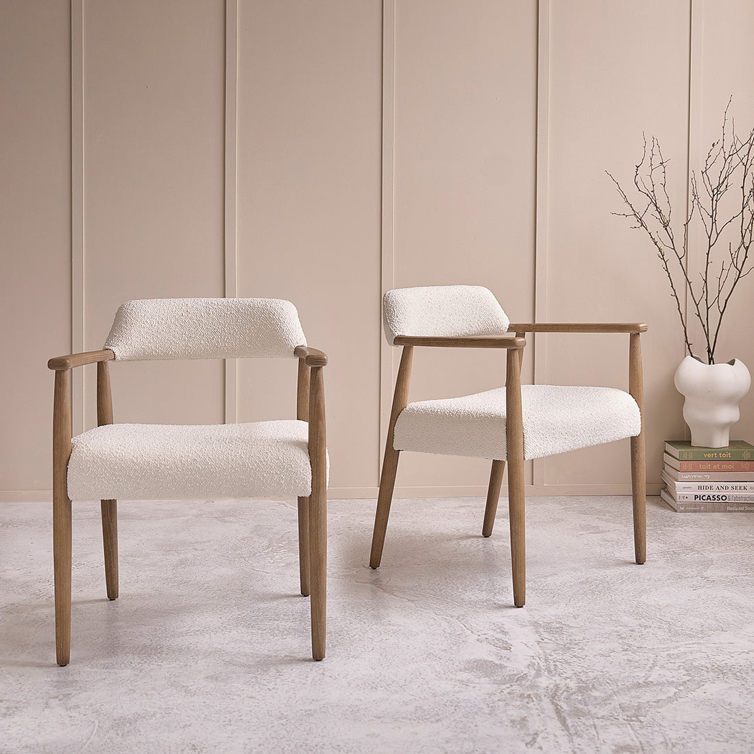 LUISA - Lot de 2 chaises en chêne massif et tissu bouclette