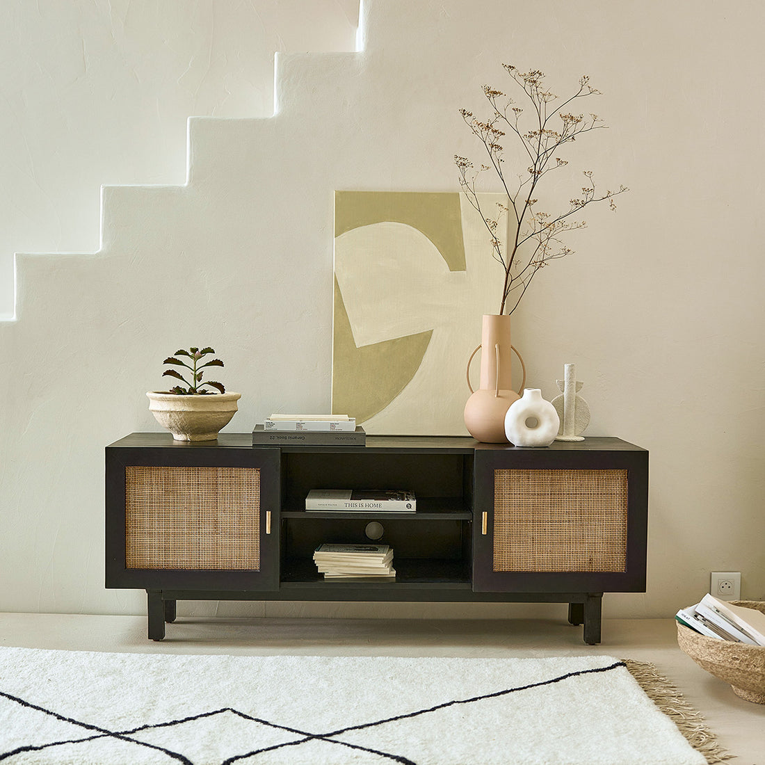 BLAISE - Meuble TV en manguier massif noir et cannage 140 cm