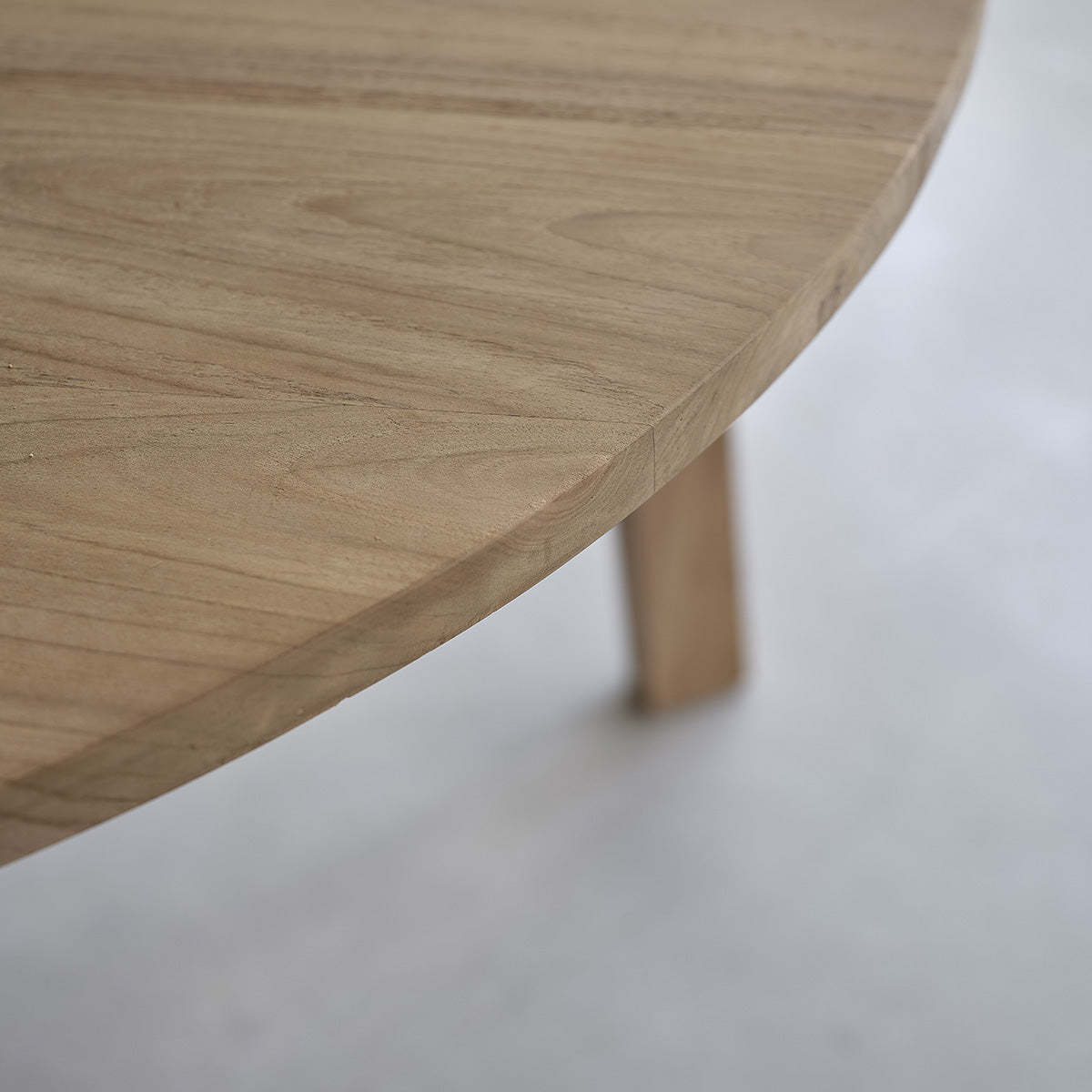 ALDO - Table en teck massif ronde 4 pers.