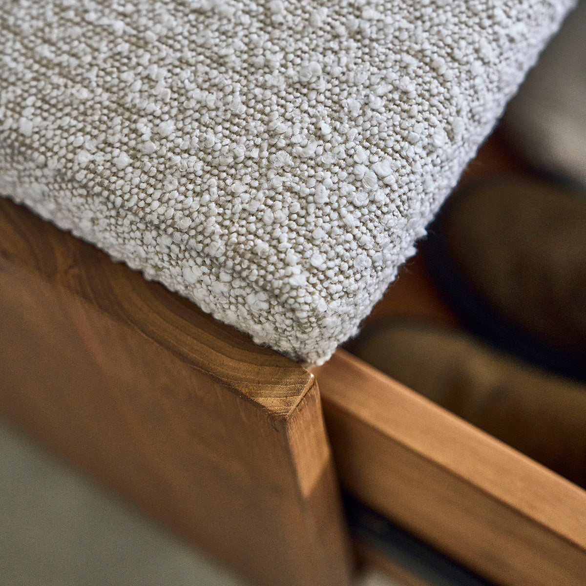 SERENE - Banc en teck massif et tissu bouclette 120 cm