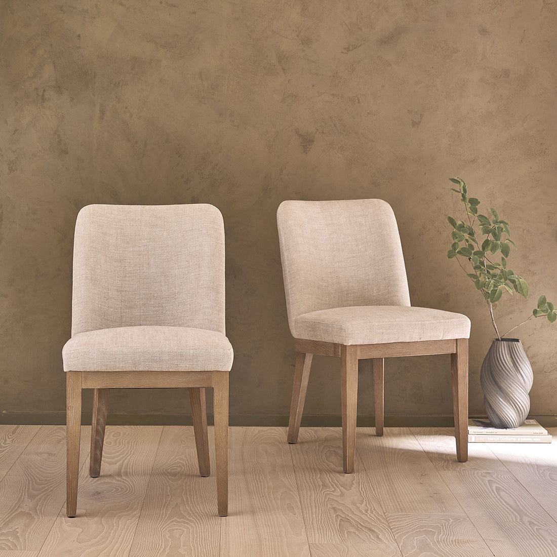 MARGOT - Lot de 2 chaises en chêne massif et tissu lin