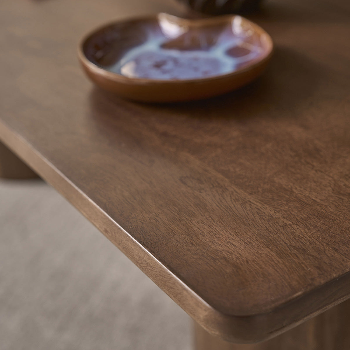 TBB0007-table_basse_en_manguier_massif_marron_120_cm-04.jpg