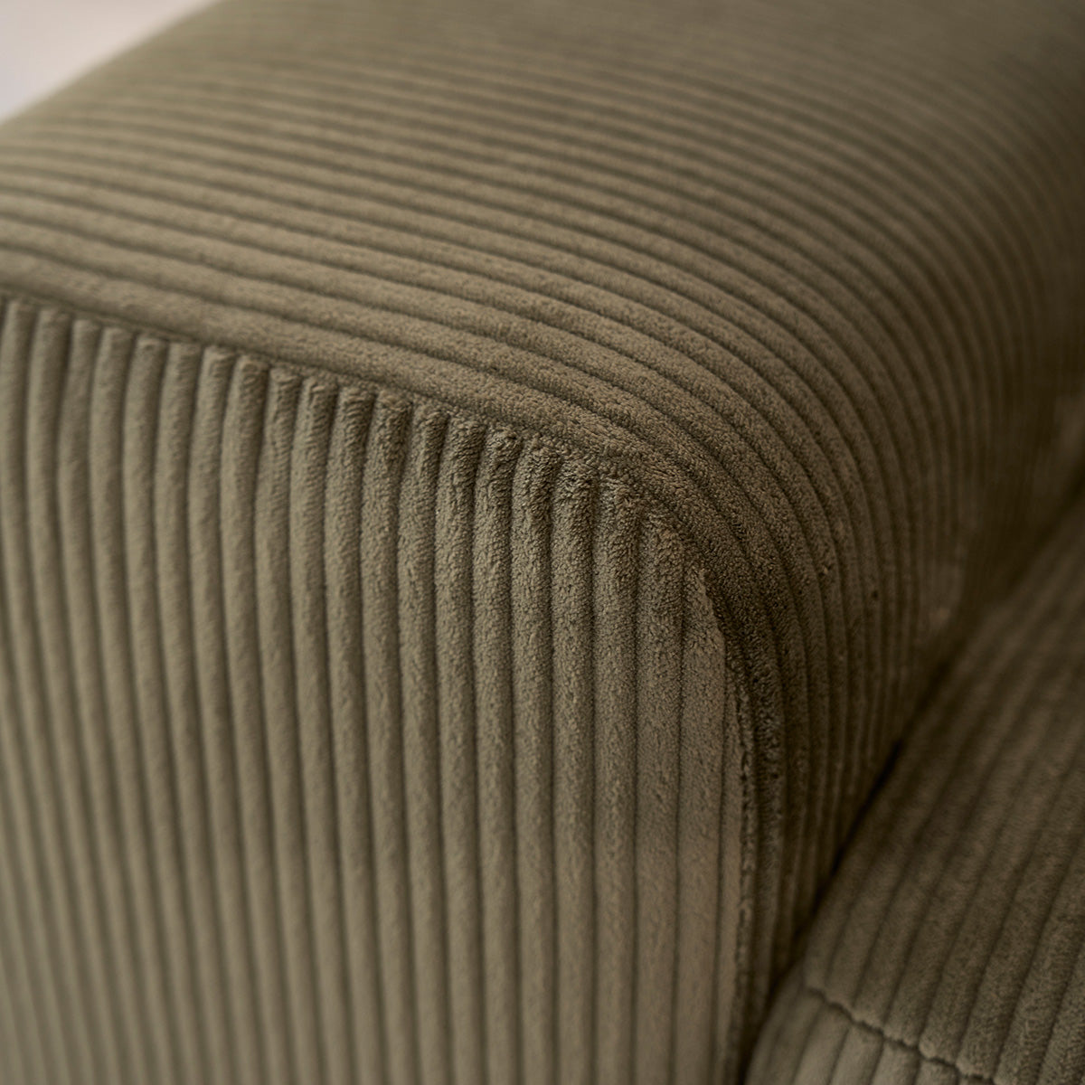 ALPHONSE - Canapé droit 4 places en velours côtelé kaki