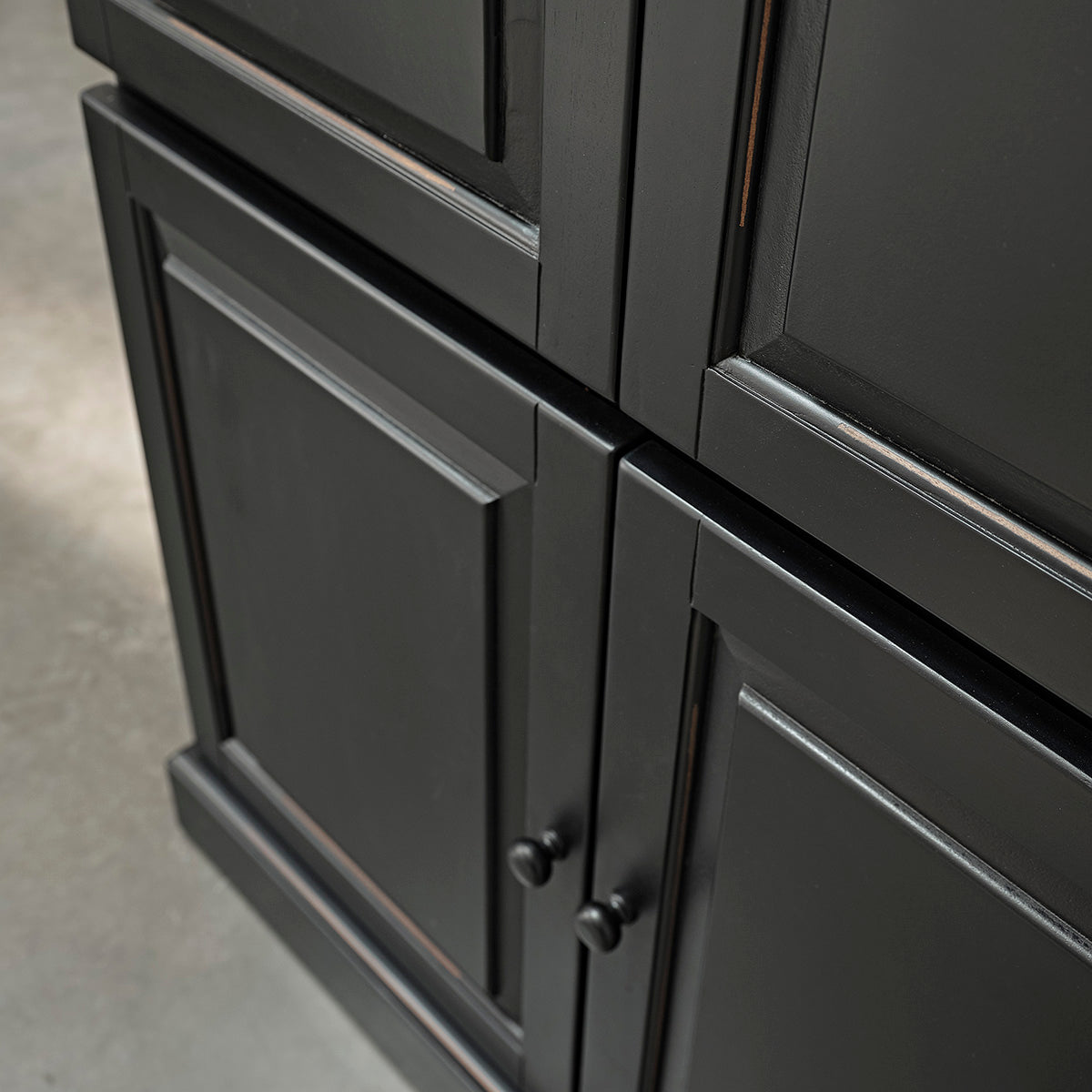 SOHO - Armoire en acajou massif 190