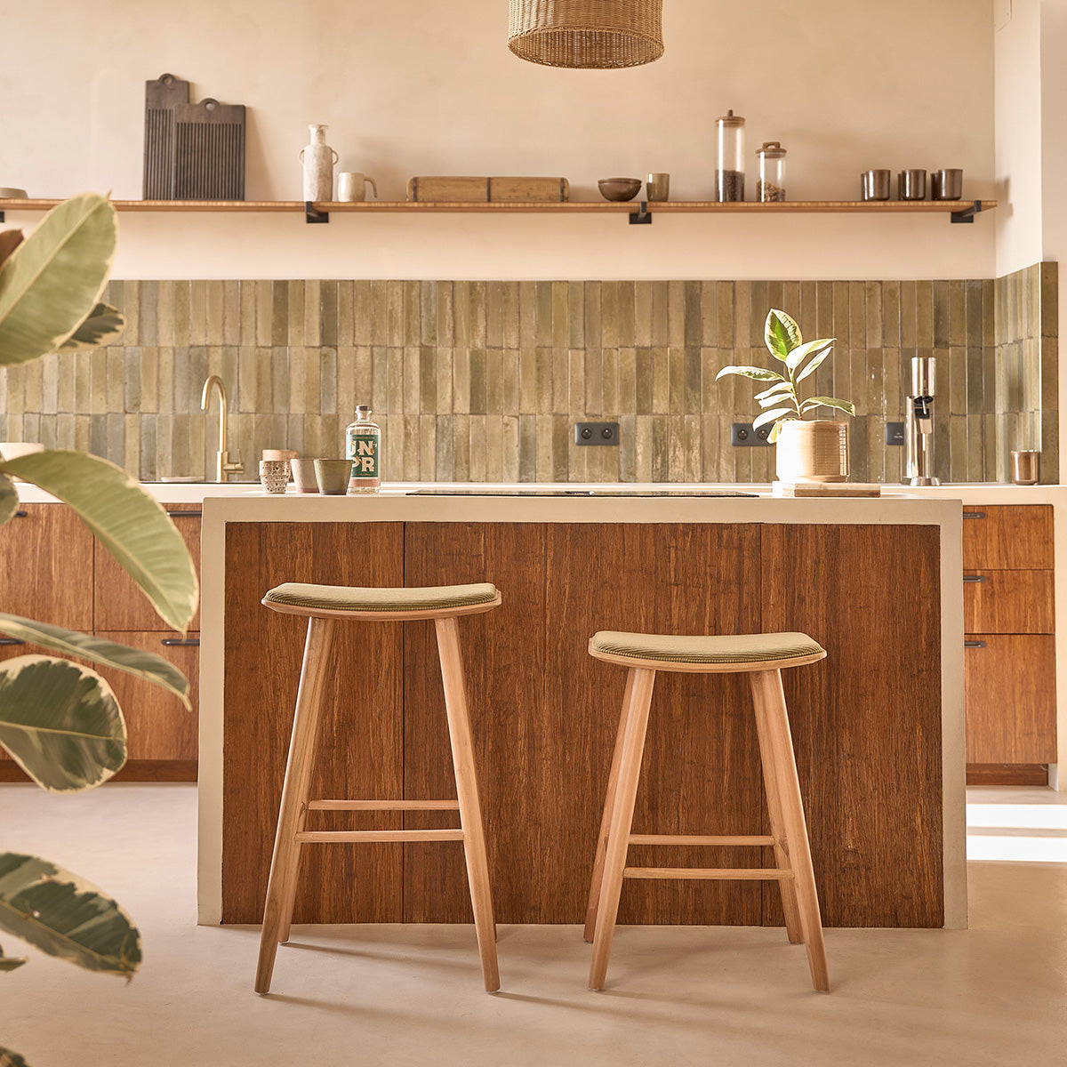 AMBRE - Tabouret en teck massif assise velours cotelé 65 cm