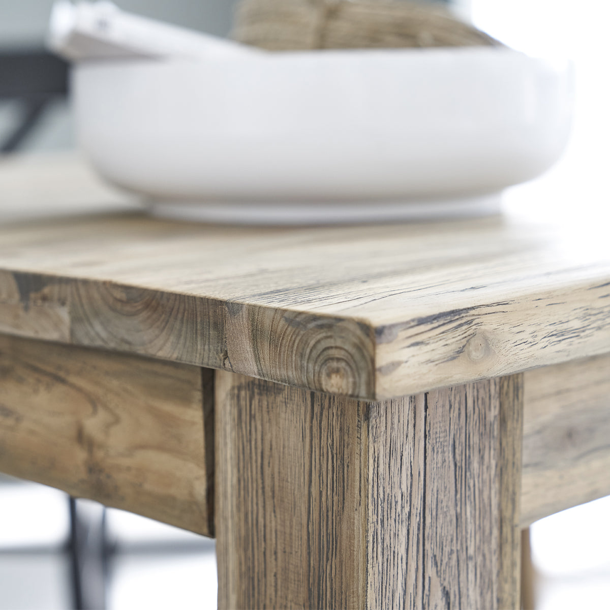 CARGO - Table en teck massif recyclé extensible 14 pers.